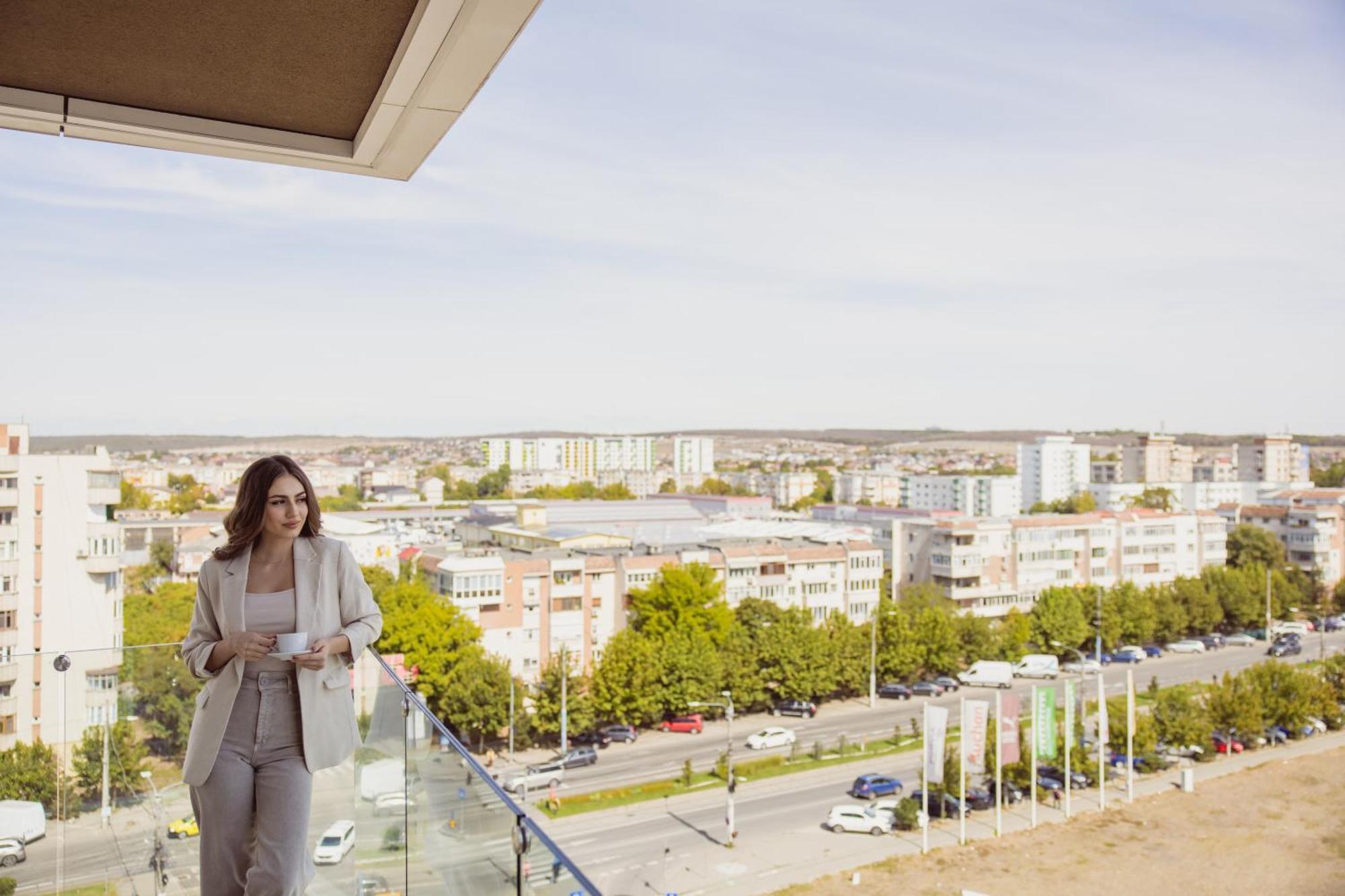 Aparthotel Craiova Ngoại thất bức ảnh