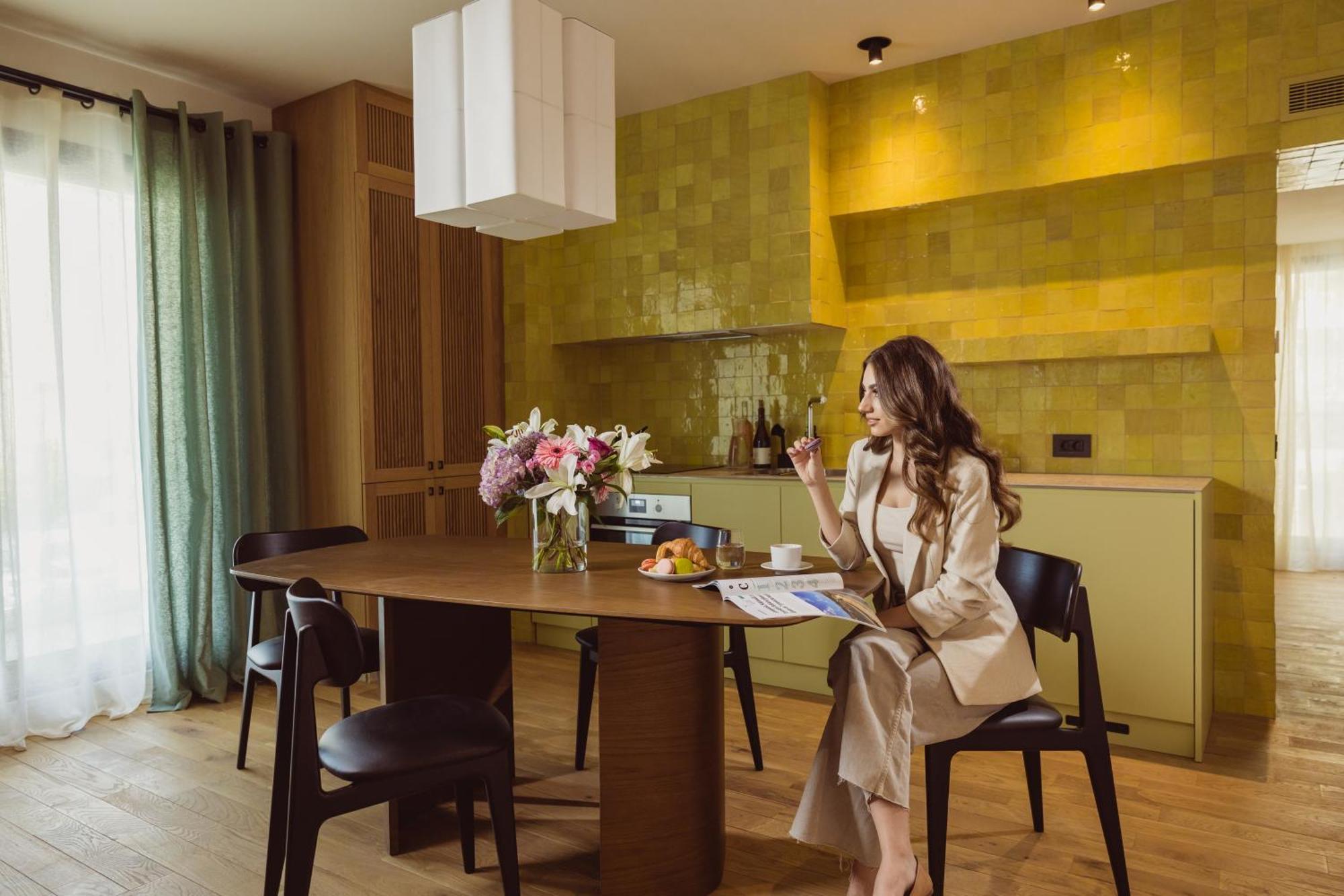 Aparthotel Craiova Ngoại thất bức ảnh