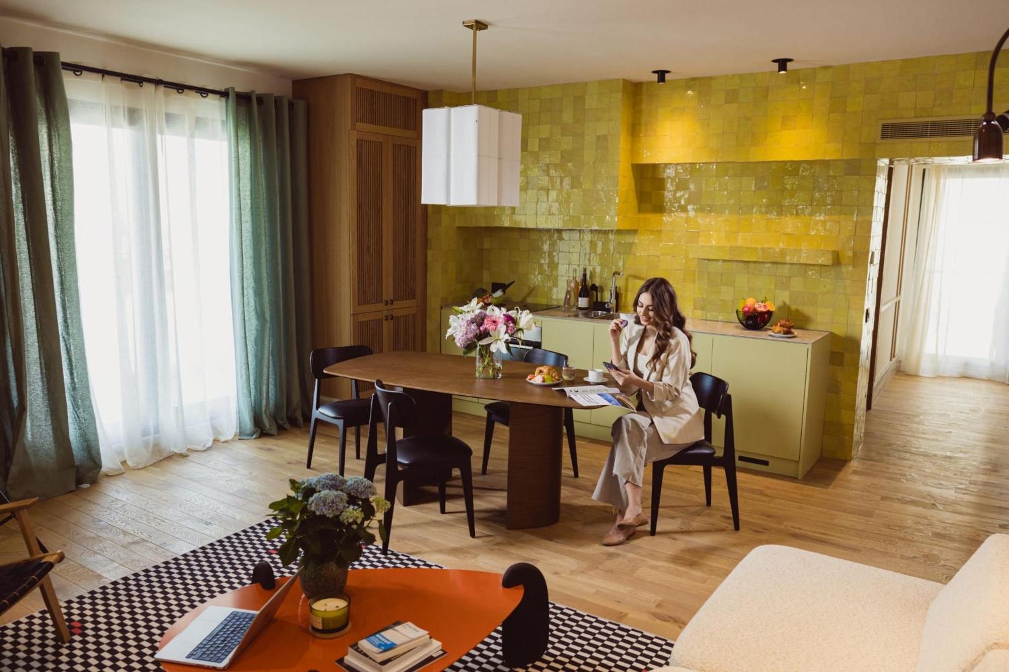 Aparthotel Craiova Ngoại thất bức ảnh