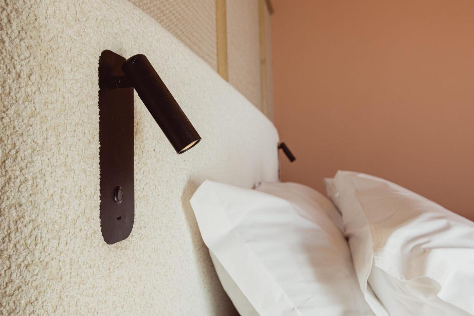 Aparthotel Craiova Ngoại thất bức ảnh