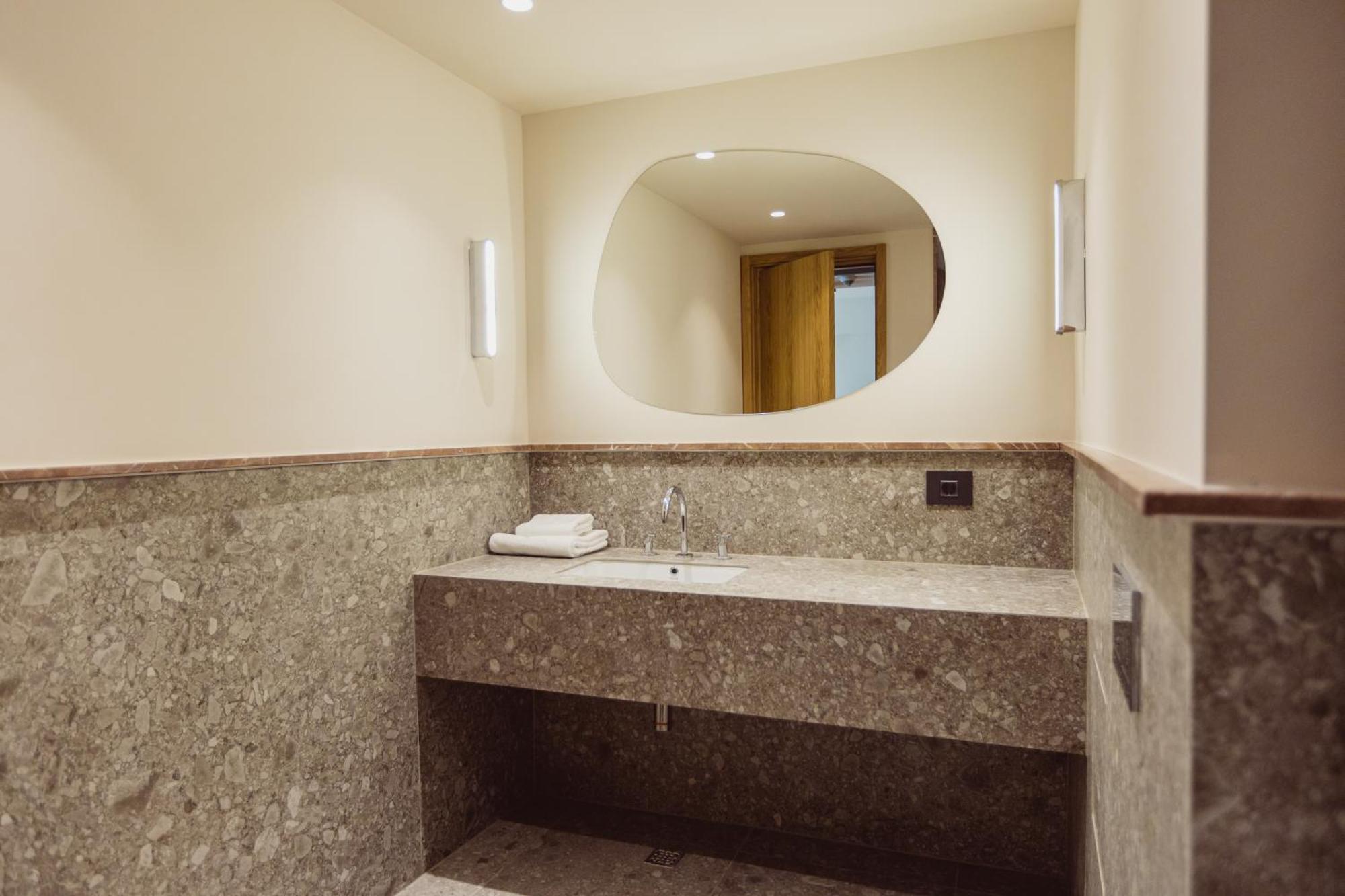 Aparthotel Craiova Ngoại thất bức ảnh
